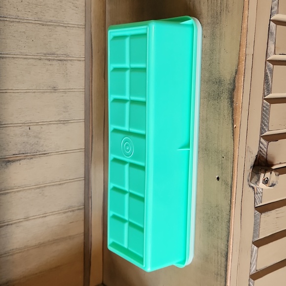 Vintage Tupperware Celery Holder - Picture 4 of 6